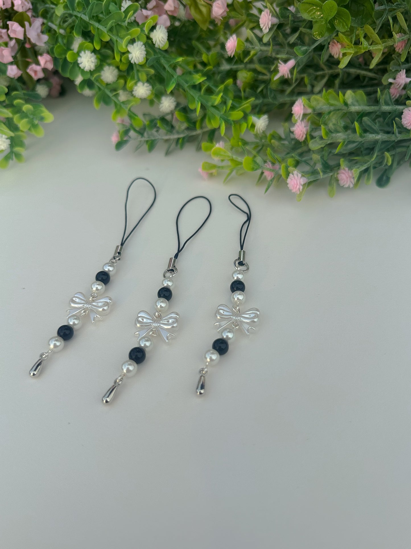 Ribbon Charm - Black